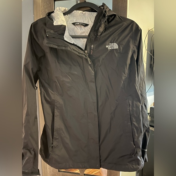 The North Face Jackets & Blazers - The North Face Black all weather jacket size M